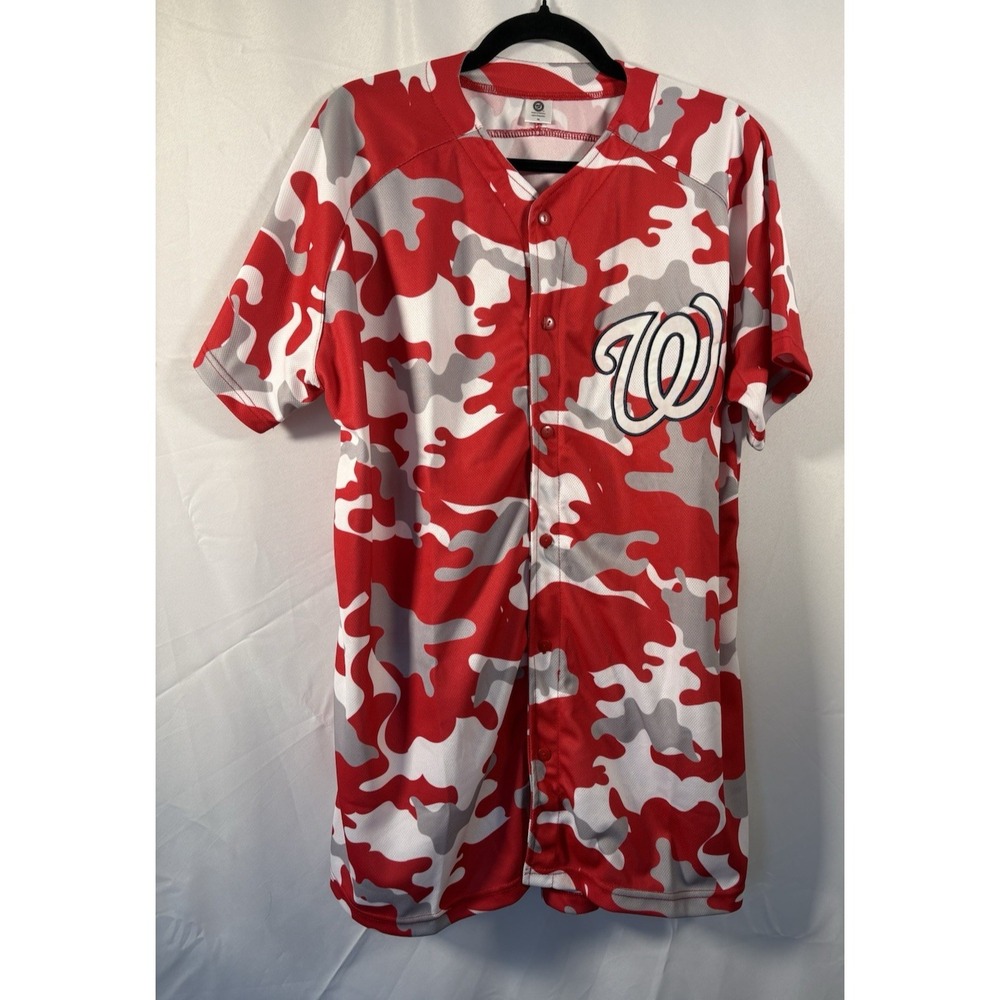 Washington Nationals jersey size L button up #11